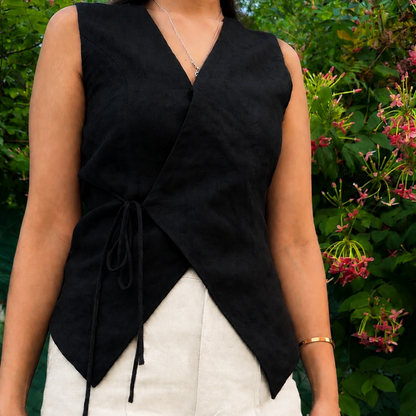 women top black pure linen sleeveless